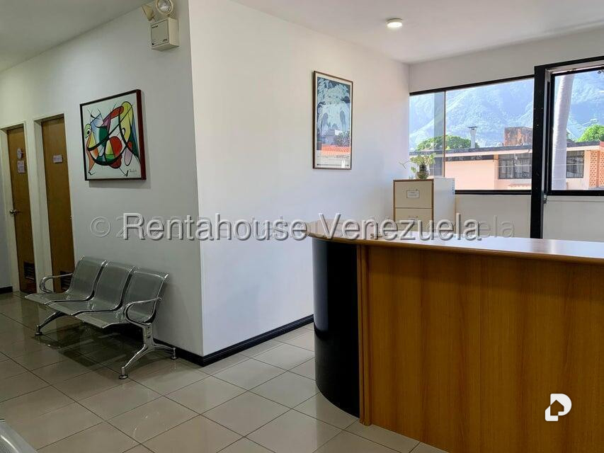 Local comercial en Chuao, Caracas – 3