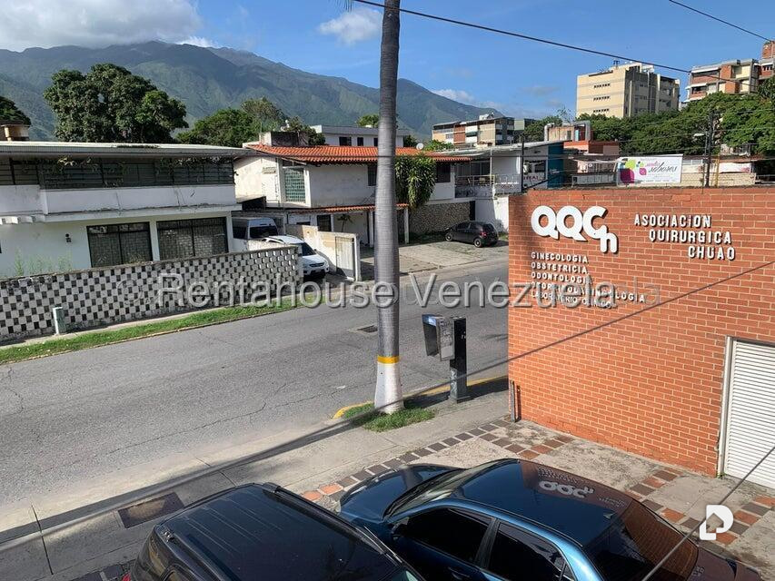 Local comercial en Chuao, Caracas – 17