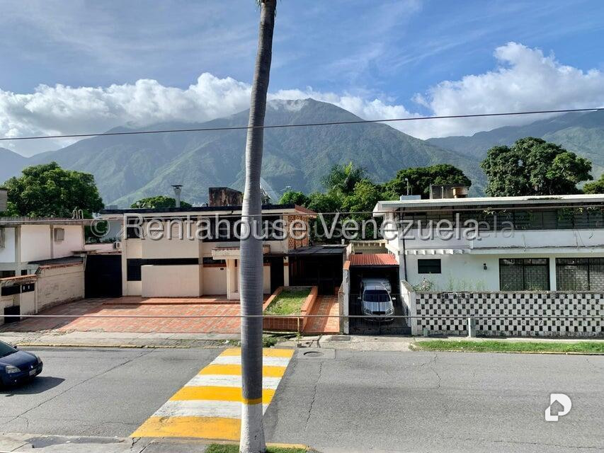 Local comercial en Chuao, Caracas – 16