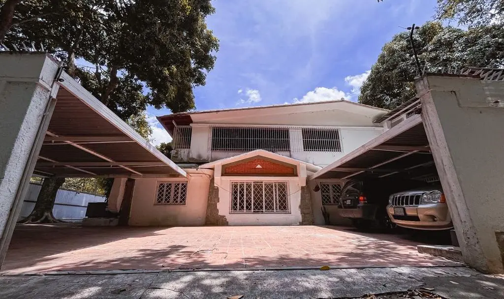 Casa en La Floresta, Caracas - 1