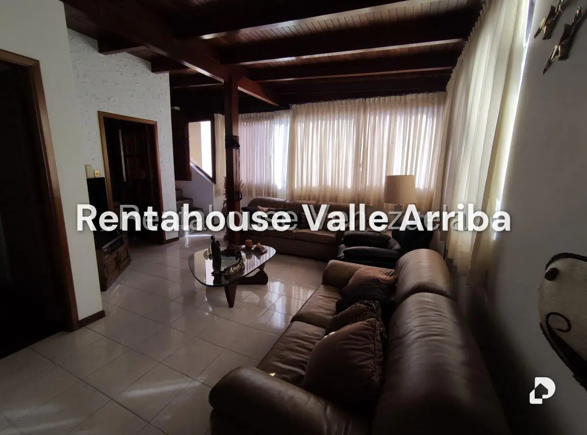 Apartamento en Las Esmeraldas, Caracas – 23