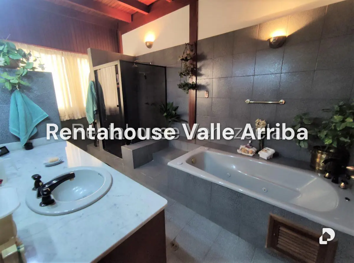 Apartamento en Las Esmeraldas, Caracas – 27