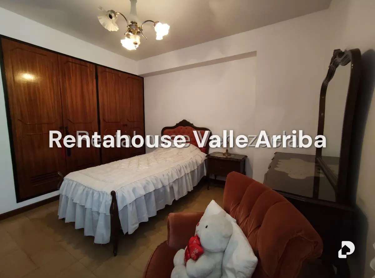 Apartamento en Las Esmeraldas, Caracas – 17