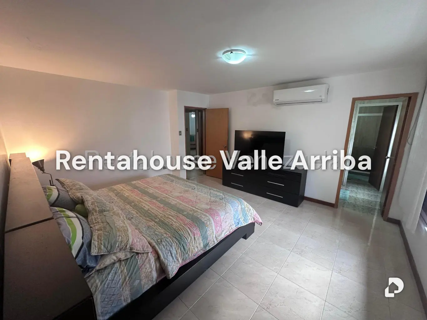 Apartamento en La Florida, Caracas – 30
