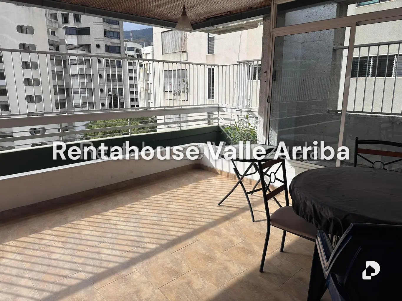 Apartamento en La Florida, Caracas – 26