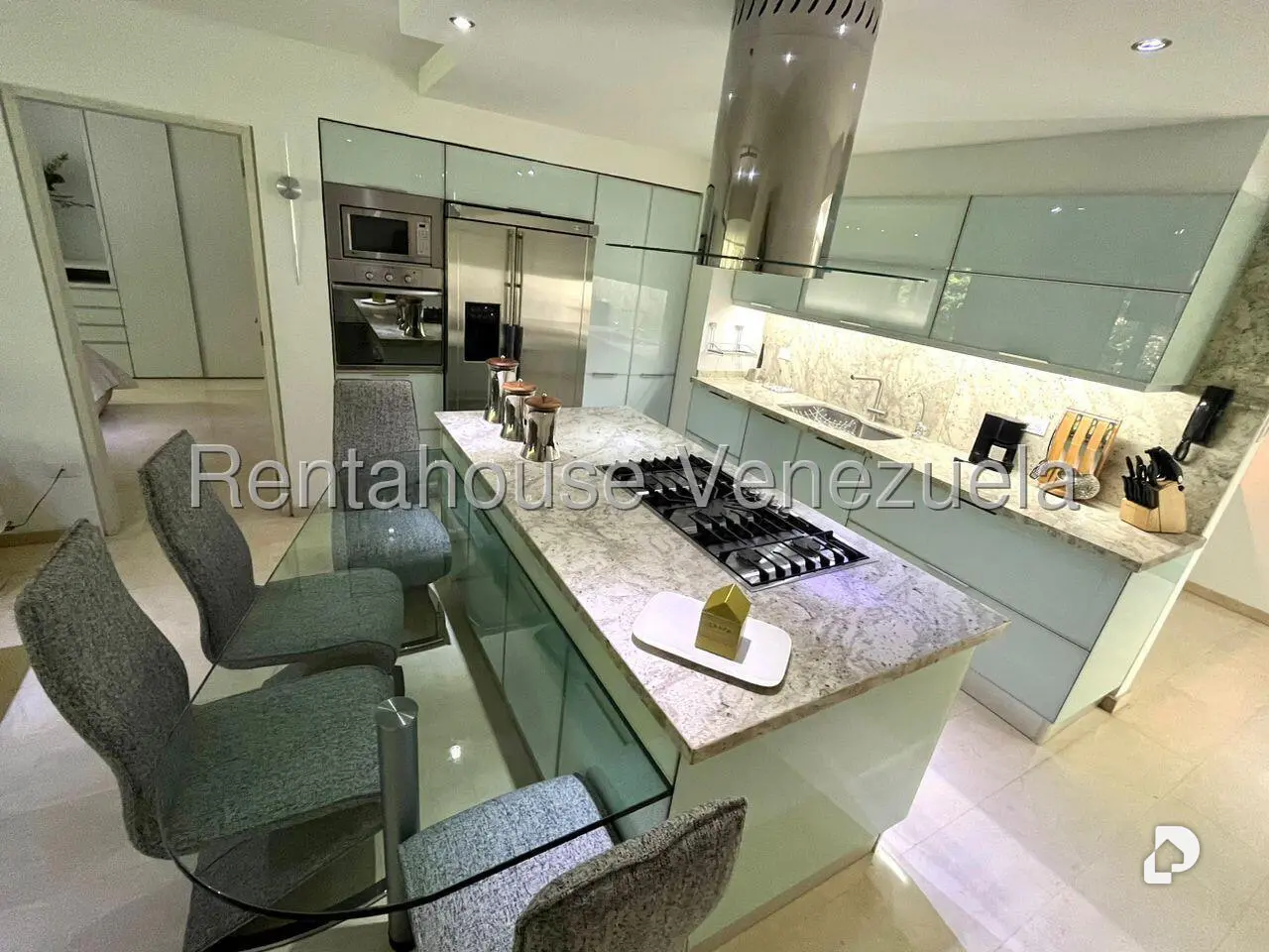 Apartamento en San Román, Caracas