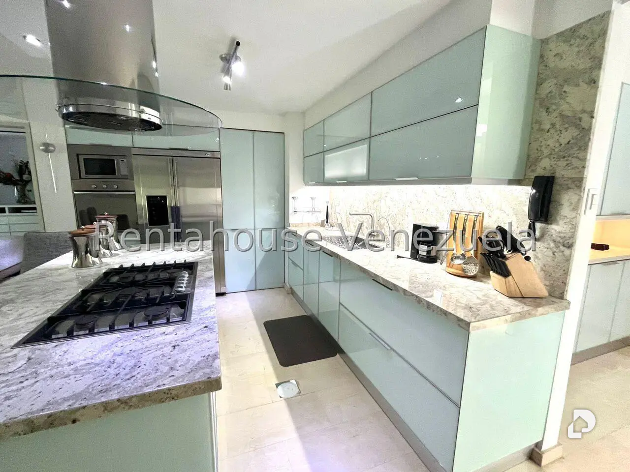 Apartamento en San Román, Caracas