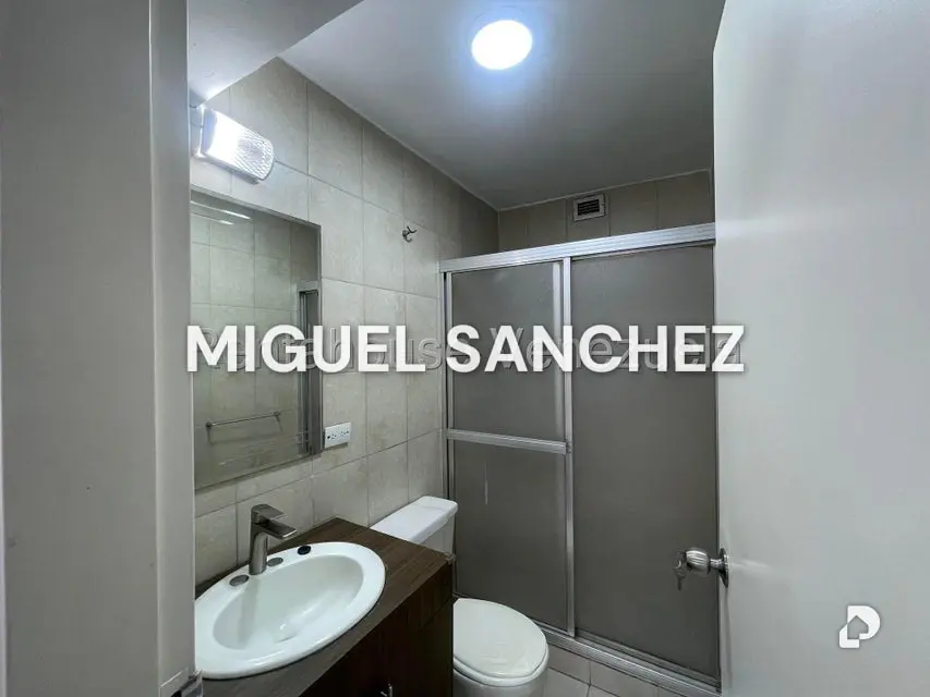 Apartamento en Los Naranjos, Caracas – 12