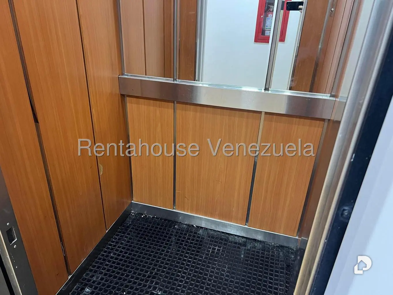 Apartamento en Los Naranjos (del Cafetal), Caracas – 18