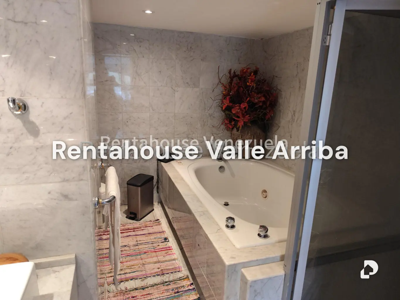 Apartamento en Lomas de La Lagunita, Caracas – 15