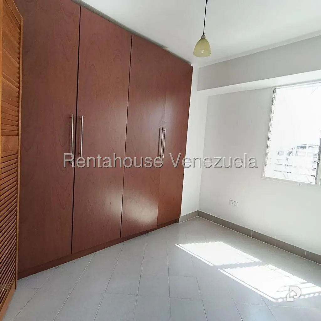Apartamento en Guaicay, Caracas – 16