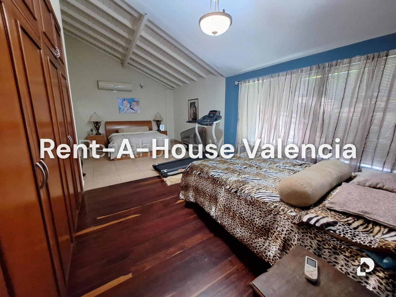 Casa en Altos de Guataparo, Valencia – 16