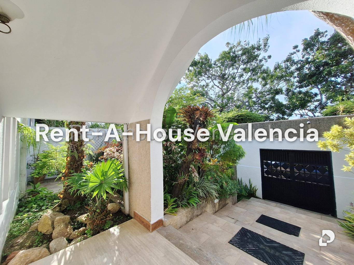 Casa en Altos de Guataparo, Valencia – 27