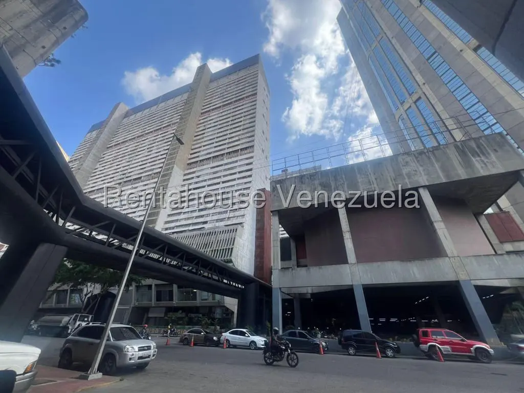 Oficina en Parque Central, Caracas - 1