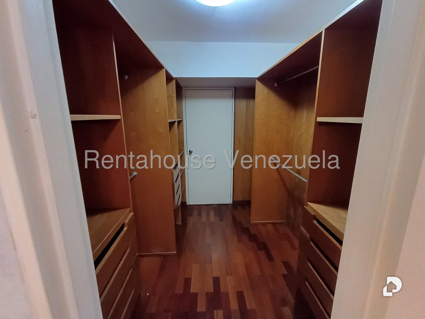 Apartamento en Campo Alegre, Caracas – 34