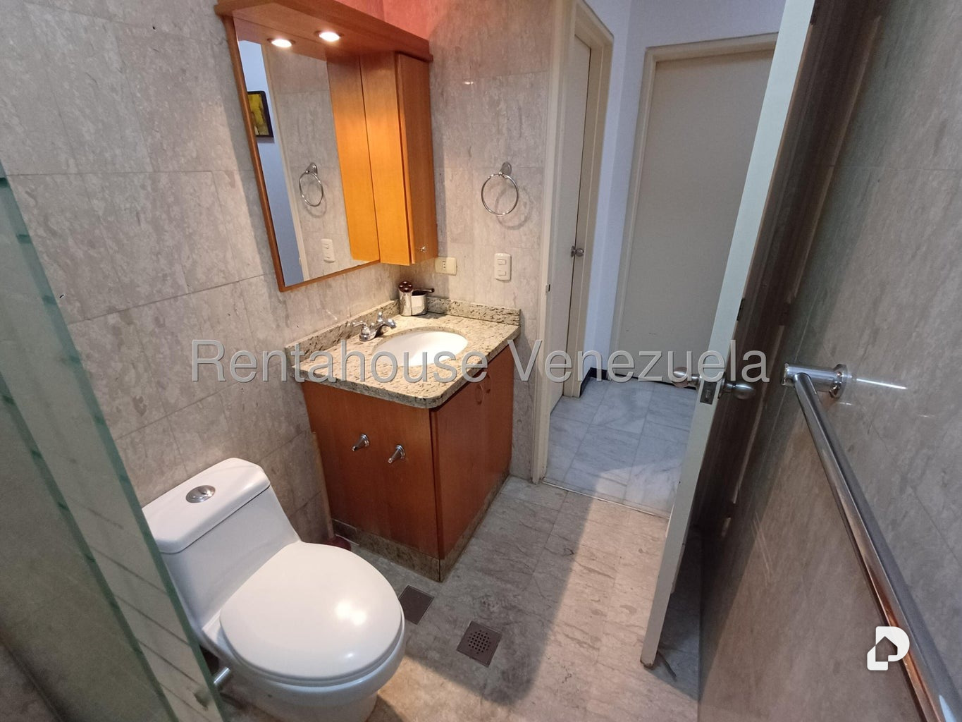 Apartamento en Campo Alegre, Caracas – 31
