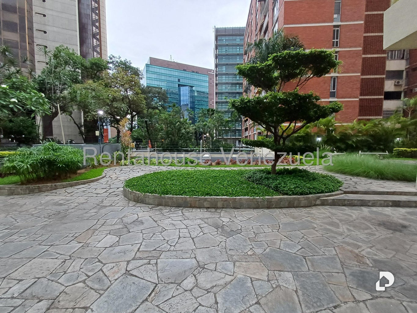 Apartamento en Campo Alegre, Caracas – 2