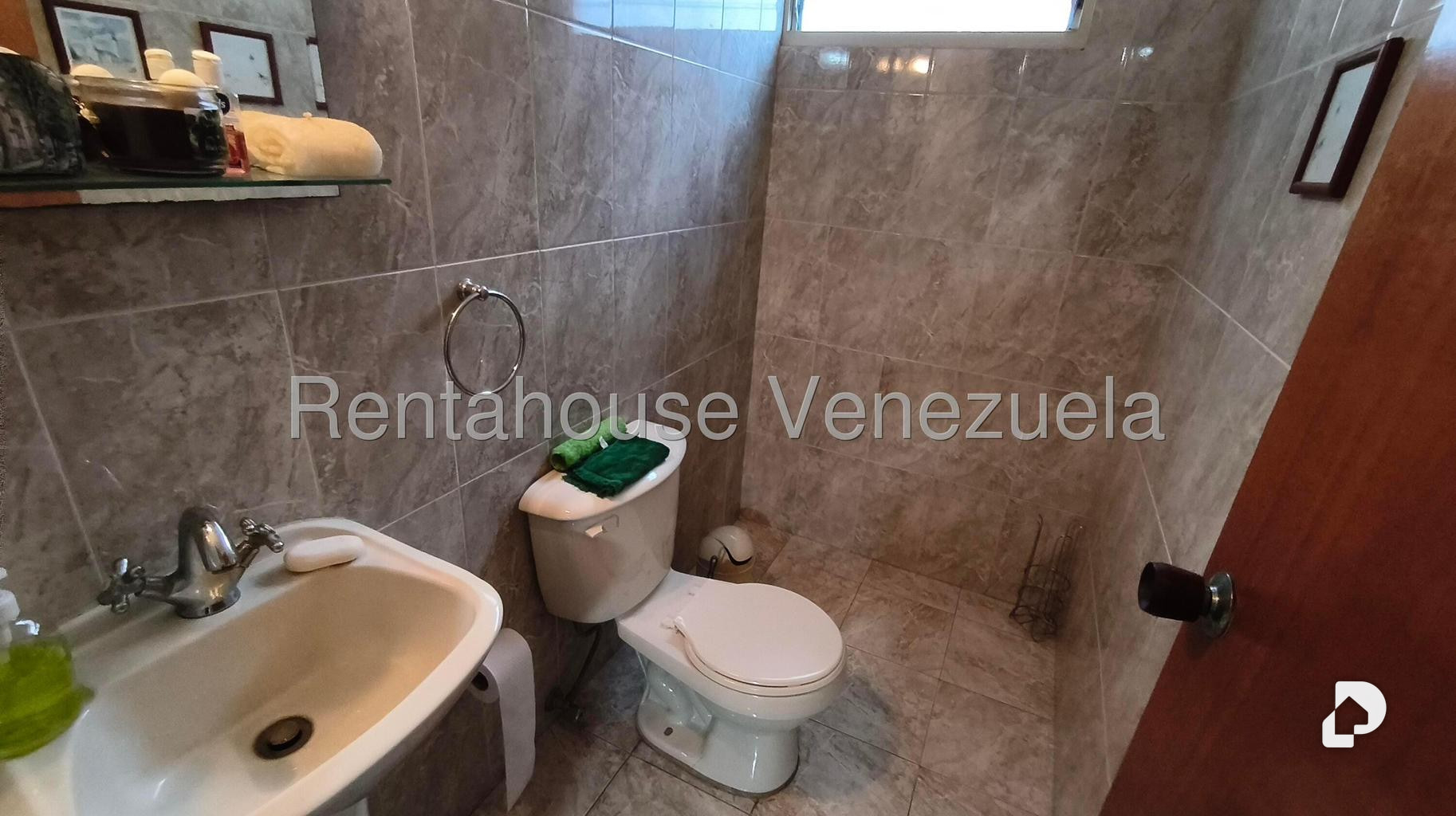 Casa en Lomas De La Trinidad, Caracas – 8