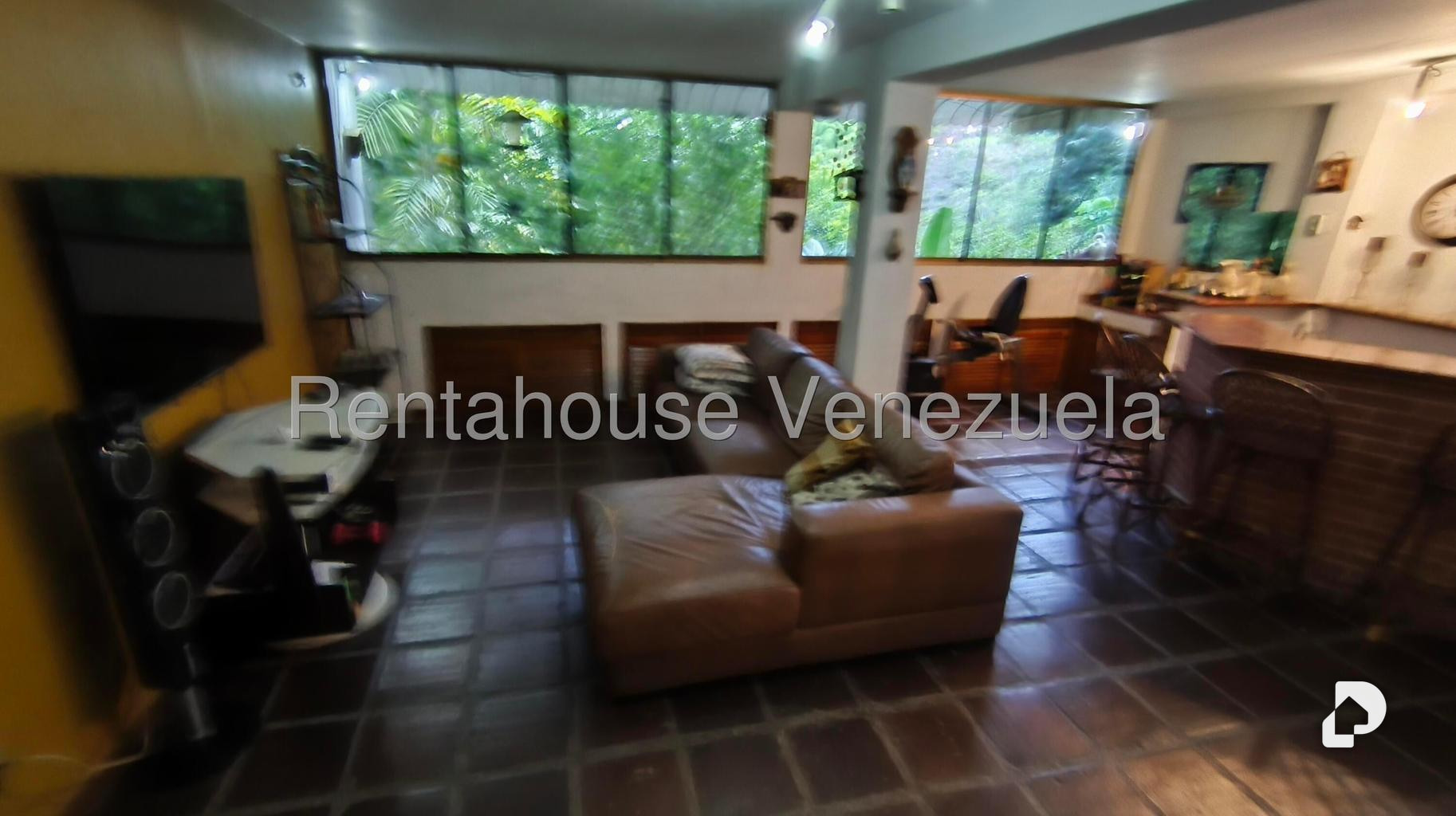 Casa en Lomas De La Trinidad, Caracas – 23