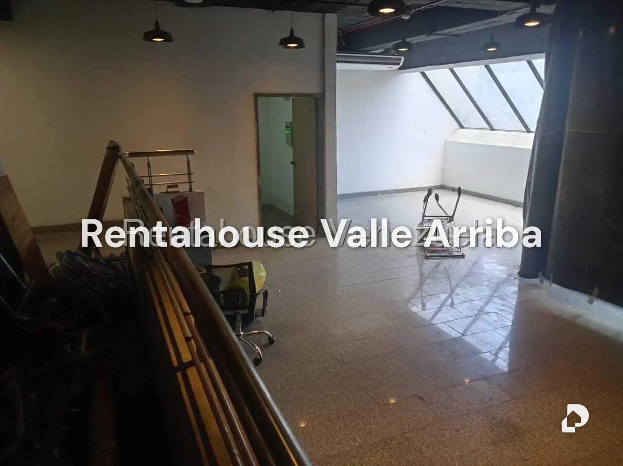 Commercial space in Parroquia La Candelaria, Caracas – 8