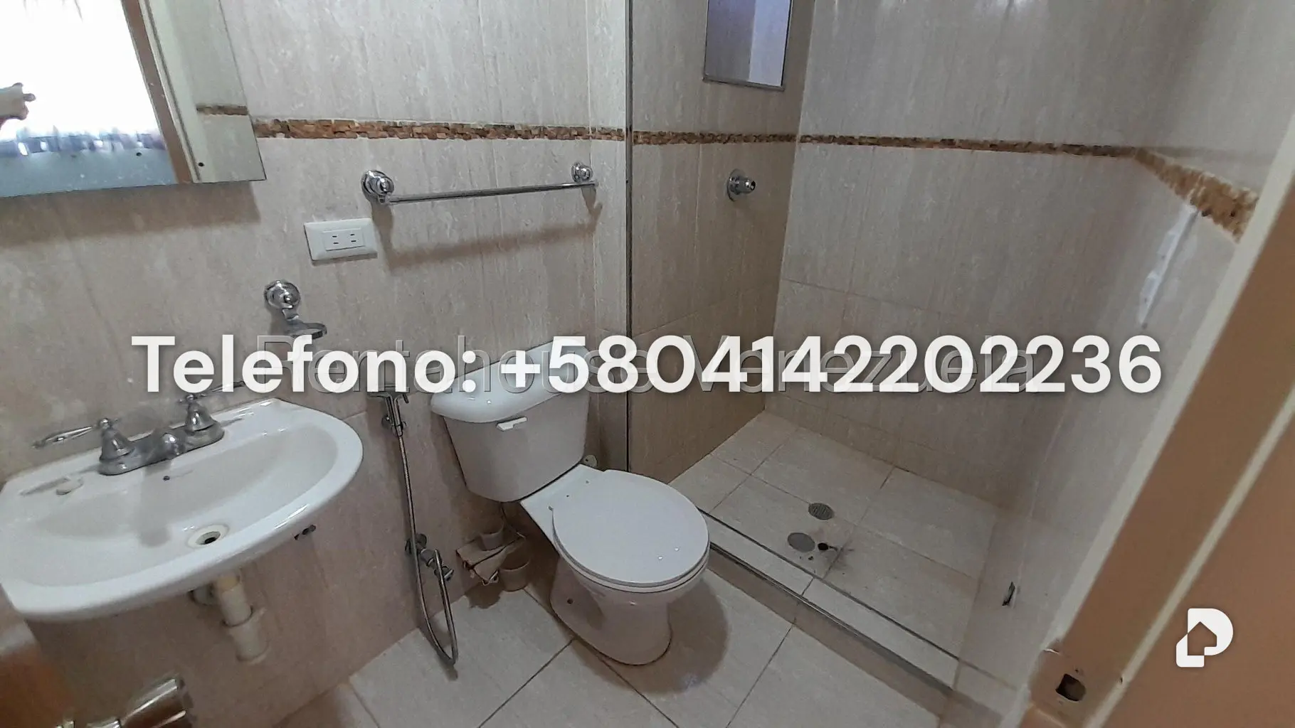 Apartamento en Miravila, Caracas – 12