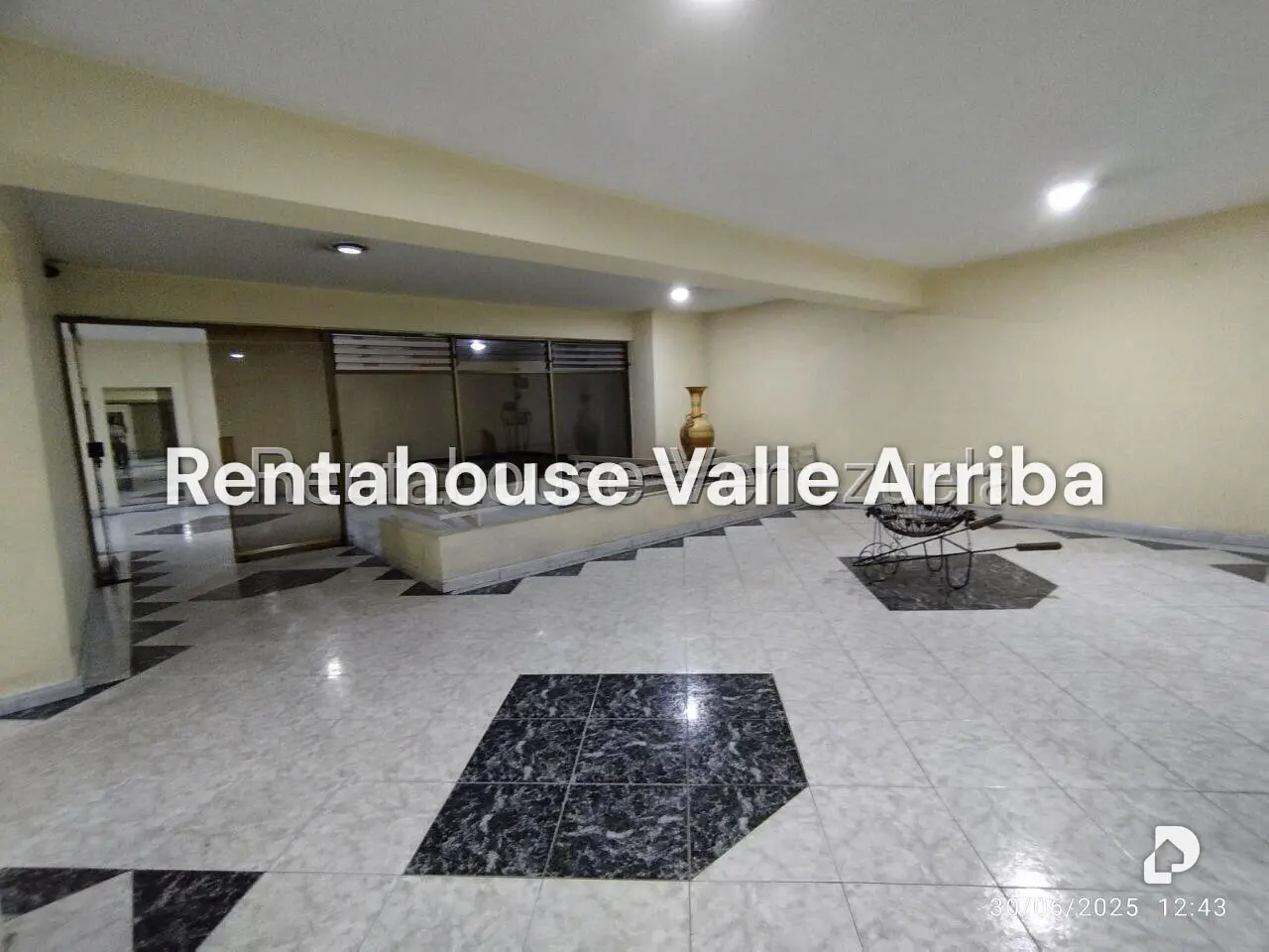 Apartamento en El Paraíso, Caracas – 12