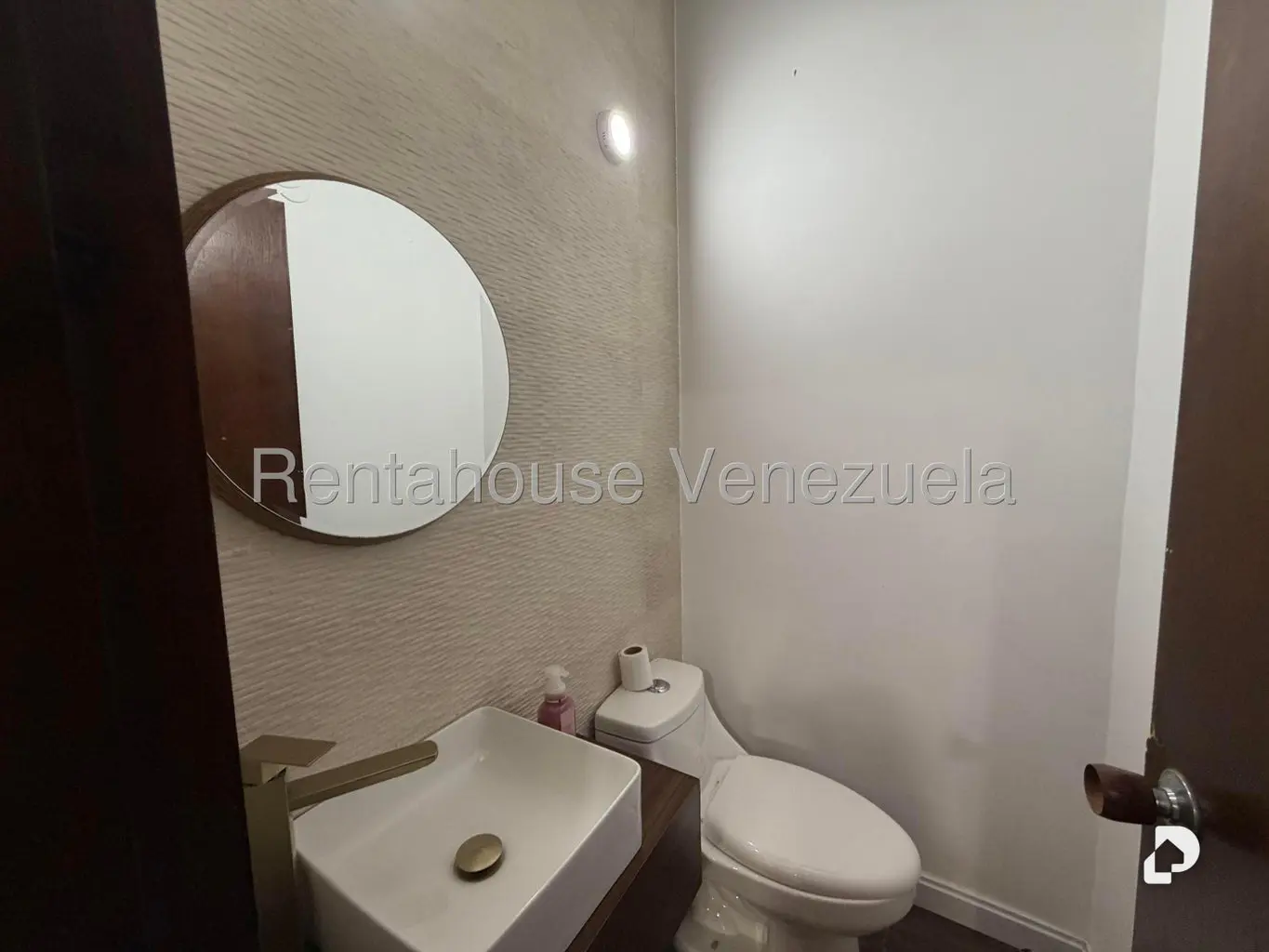 Casa en Lomas de Prados del Este, Caracas – 13