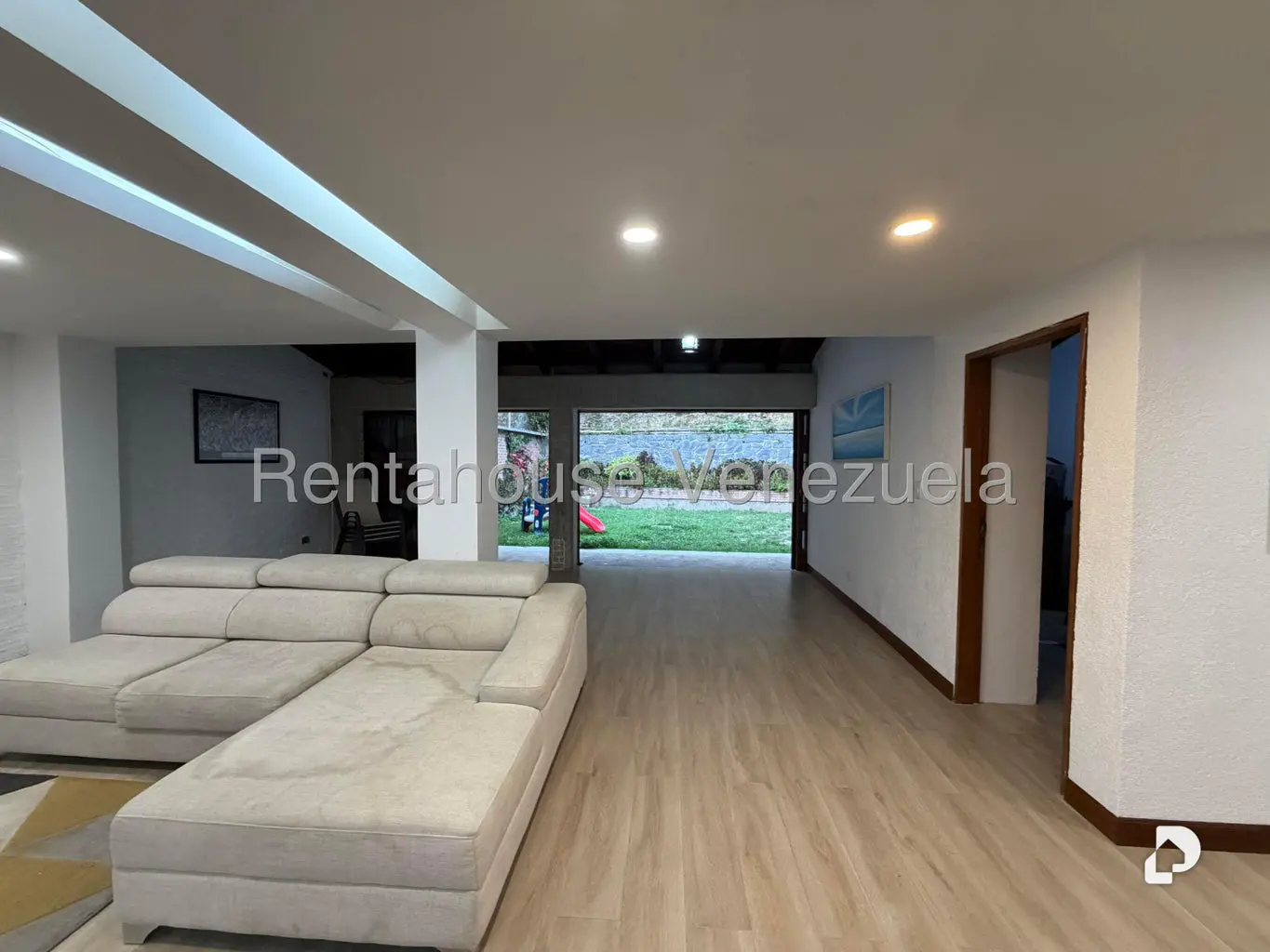 Casa en Lomas de Prados del Este, Caracas – 22