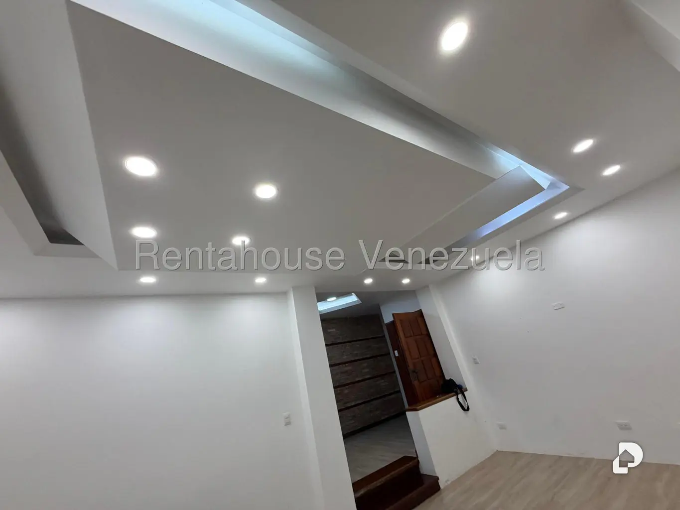 Casa en Lomas de Prados del Este, Caracas – 11