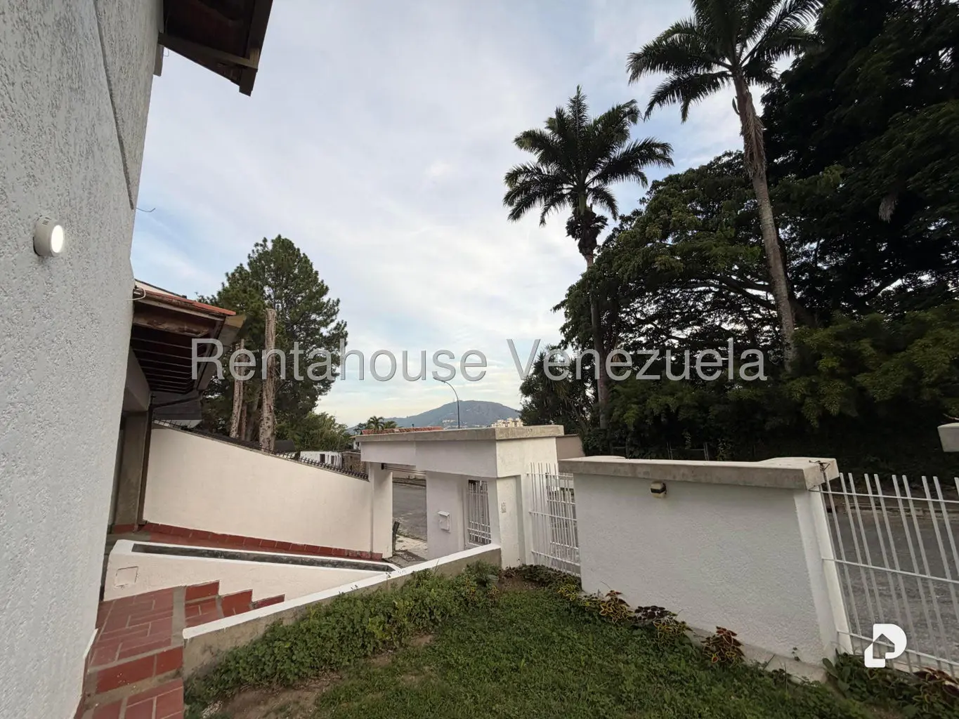 Casa en Lomas de Prados del Este, Caracas – 4
