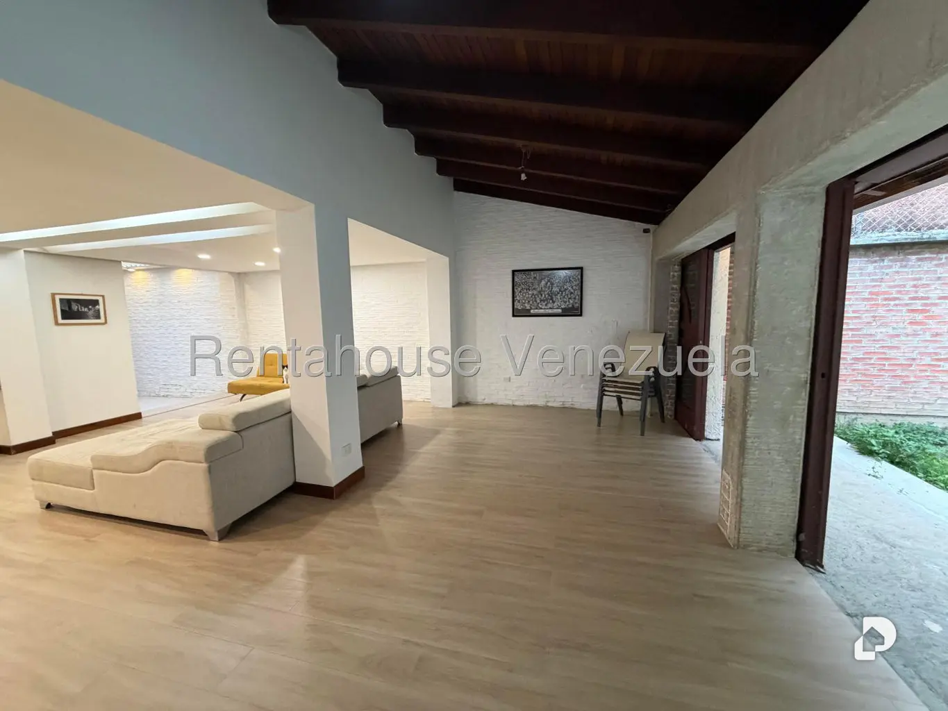 Casa en Lomas de Prados del Este, Caracas – 24