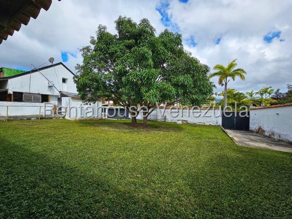 Casa en Lomas de La Lagunita, Caracas - 1