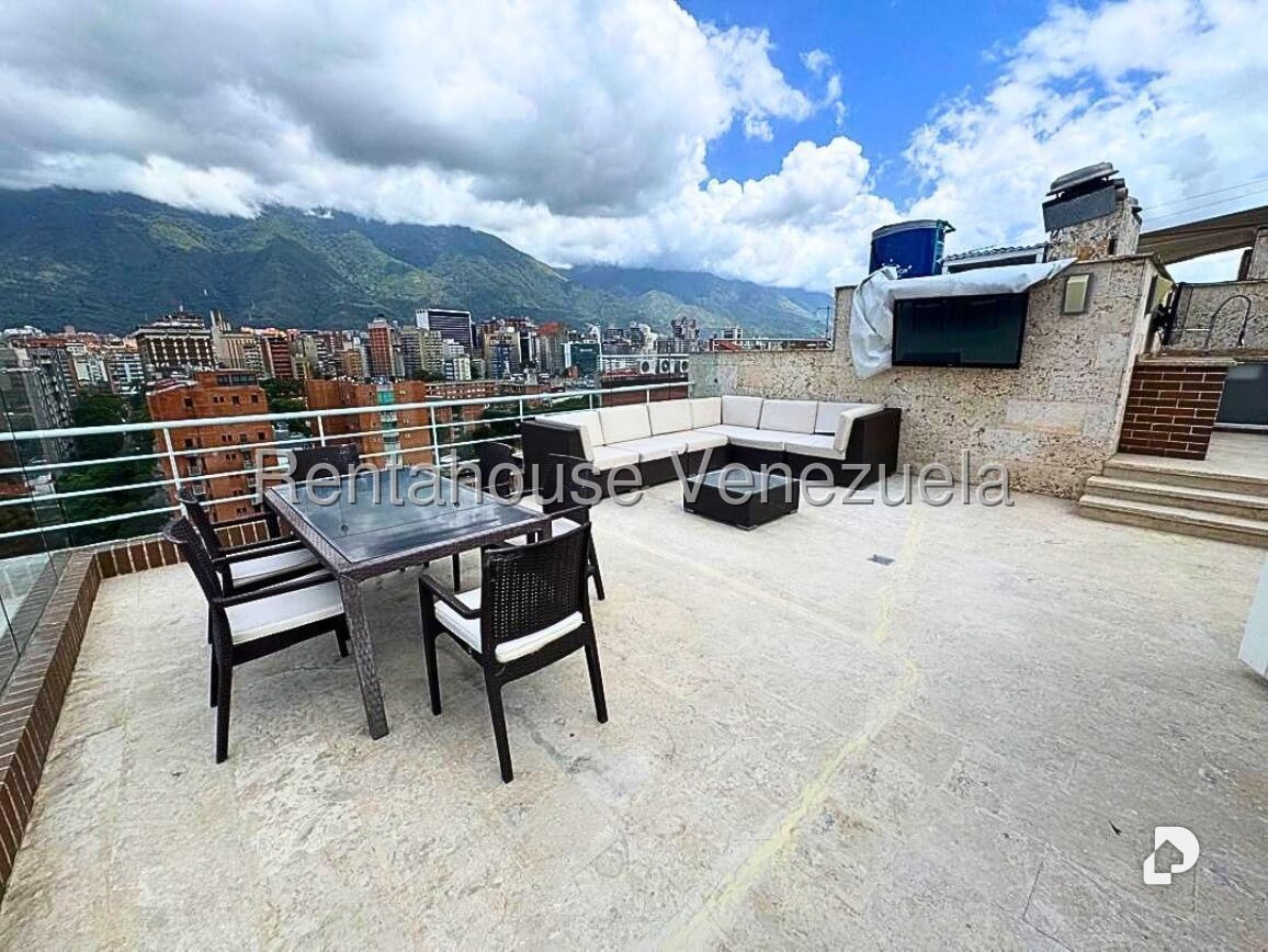 Apartamento en El Rosal, Caracas – 26