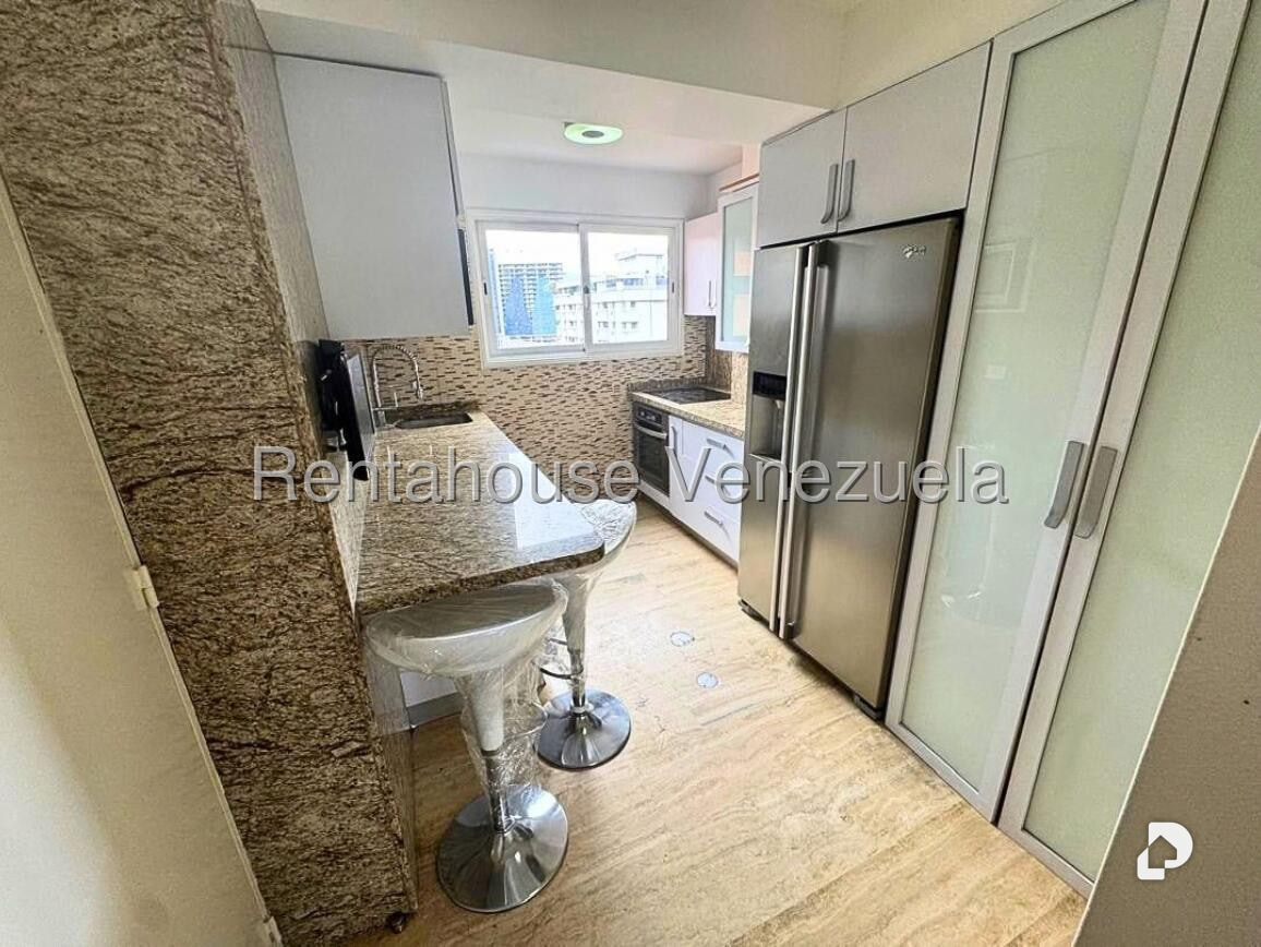 Apartamento en El Rosal, Caracas – 8