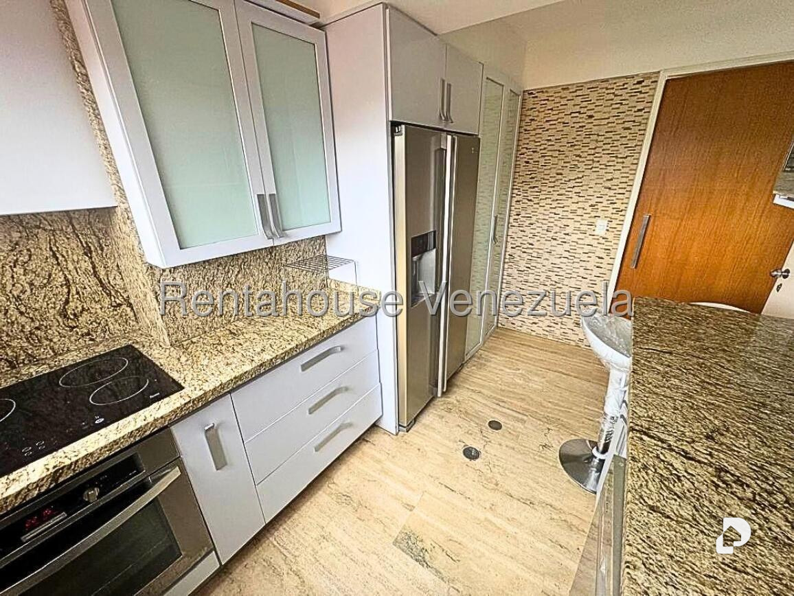Apartamento en El Rosal, Caracas – 10
