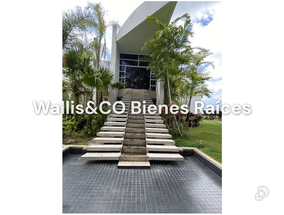 House in La Lagunita, Caracas – 11