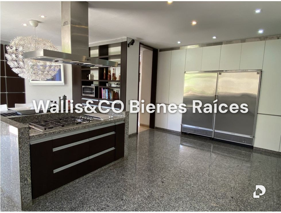 House in La Lagunita, Caracas – 12