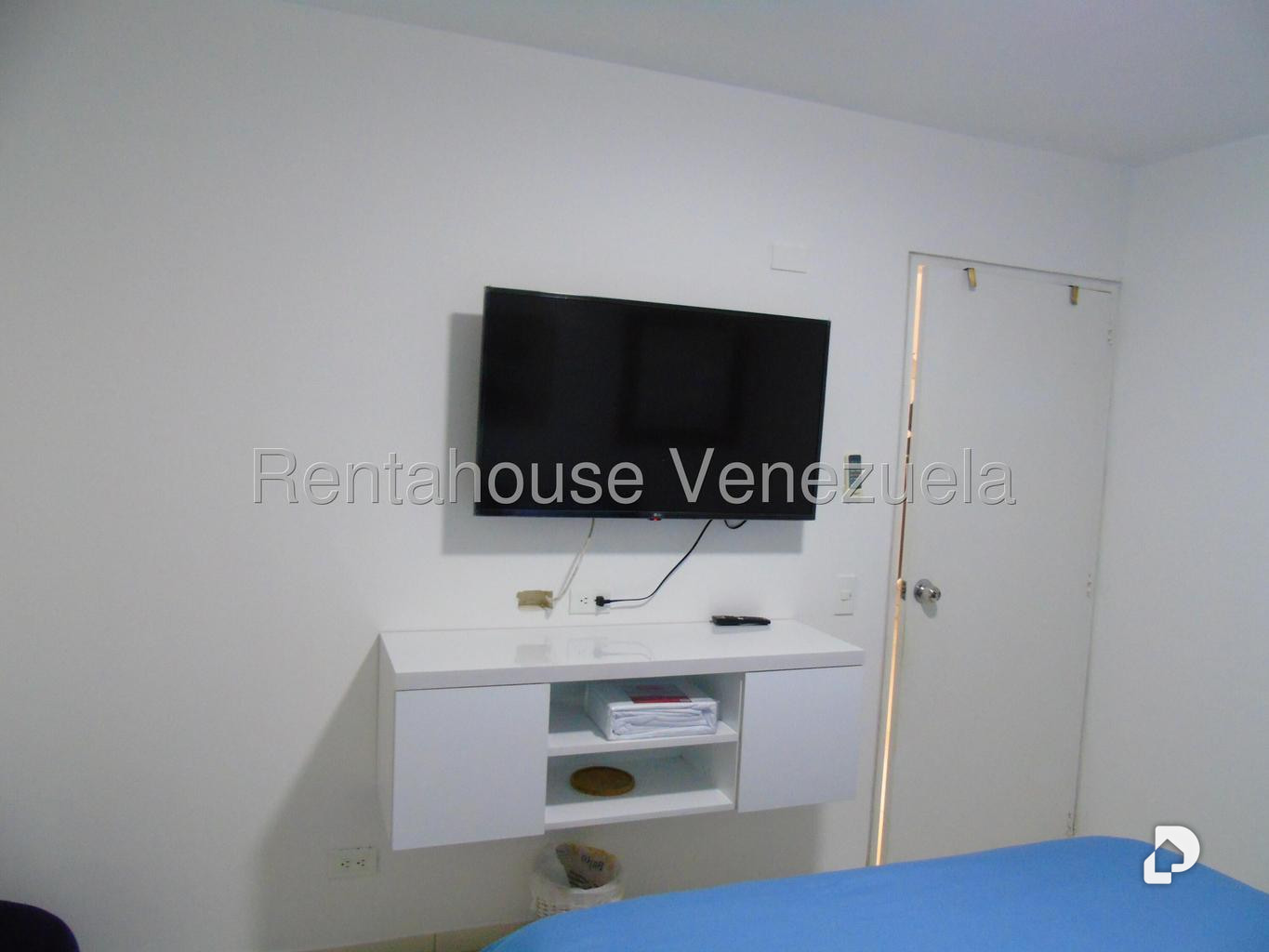 Apartamento en Los Palos Grandes, Caracas – 16