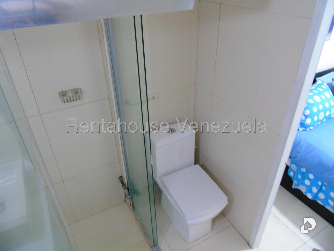 Apartamento en Los Palos Grandes, Caracas – 19
