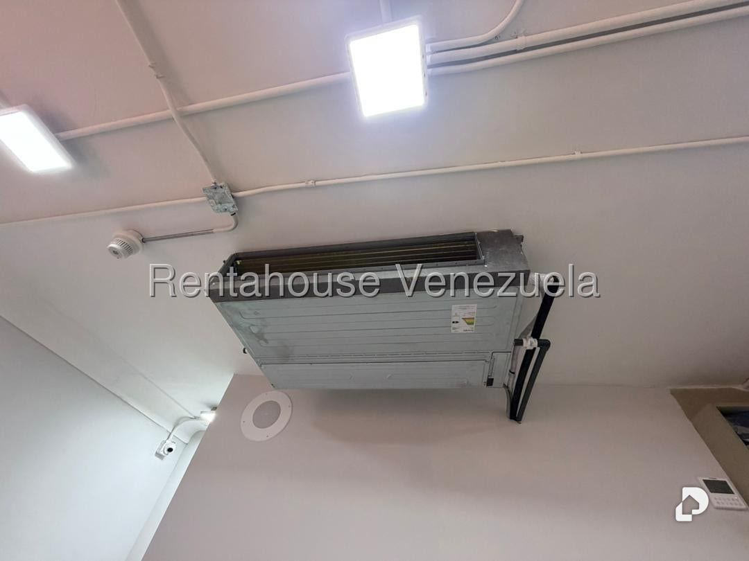 Local comercial en Centro, Caracas – 11