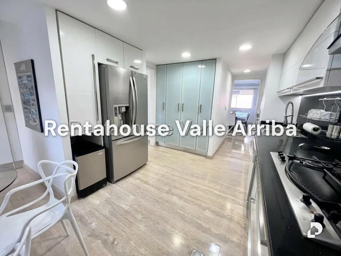 Apartamento en Colinas de Valle Arriba, Caracas – 3
