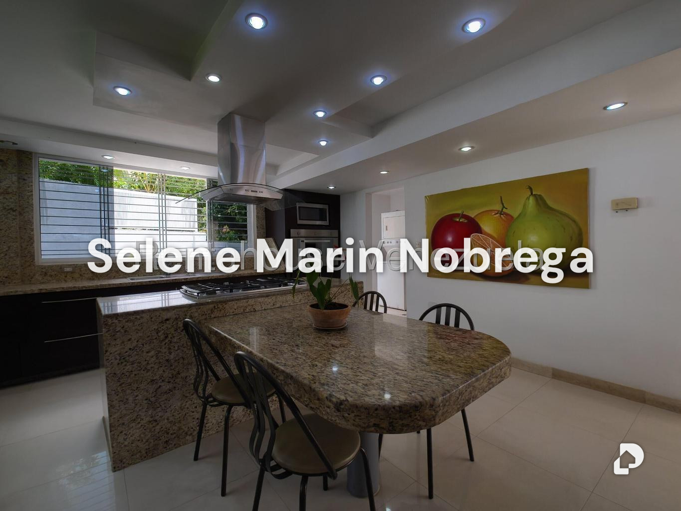 Casa en Cumbres de Curumo, Caracas – 30