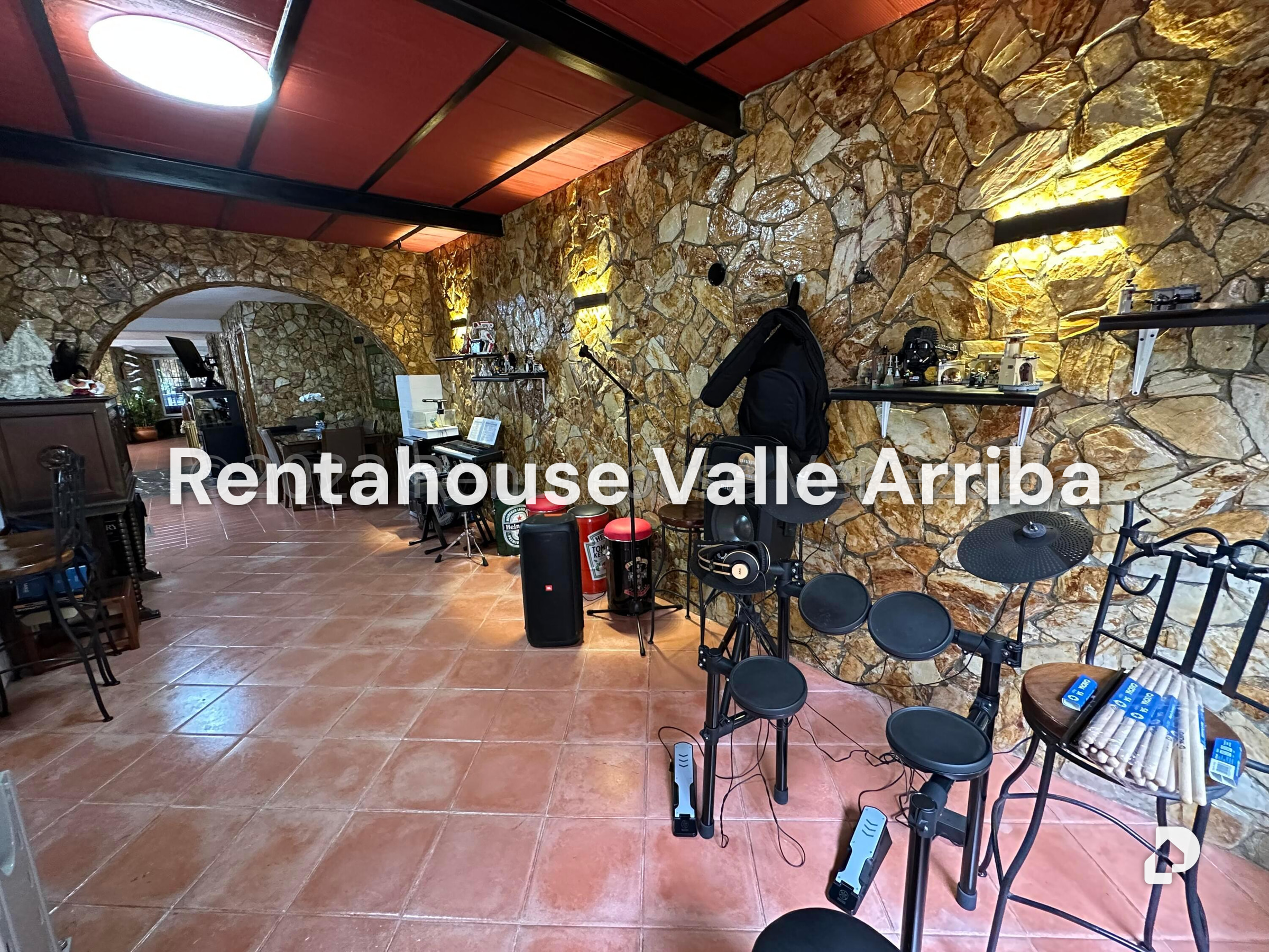 House in El Cafetal, Caracas – 8