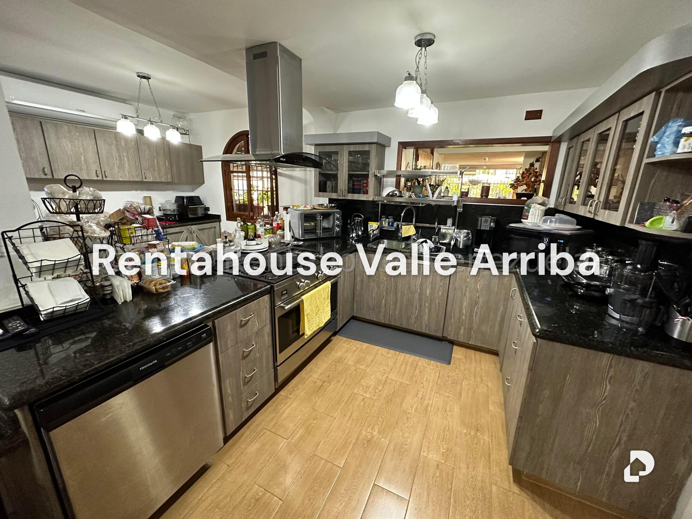 House in El Cafetal, Caracas – 11