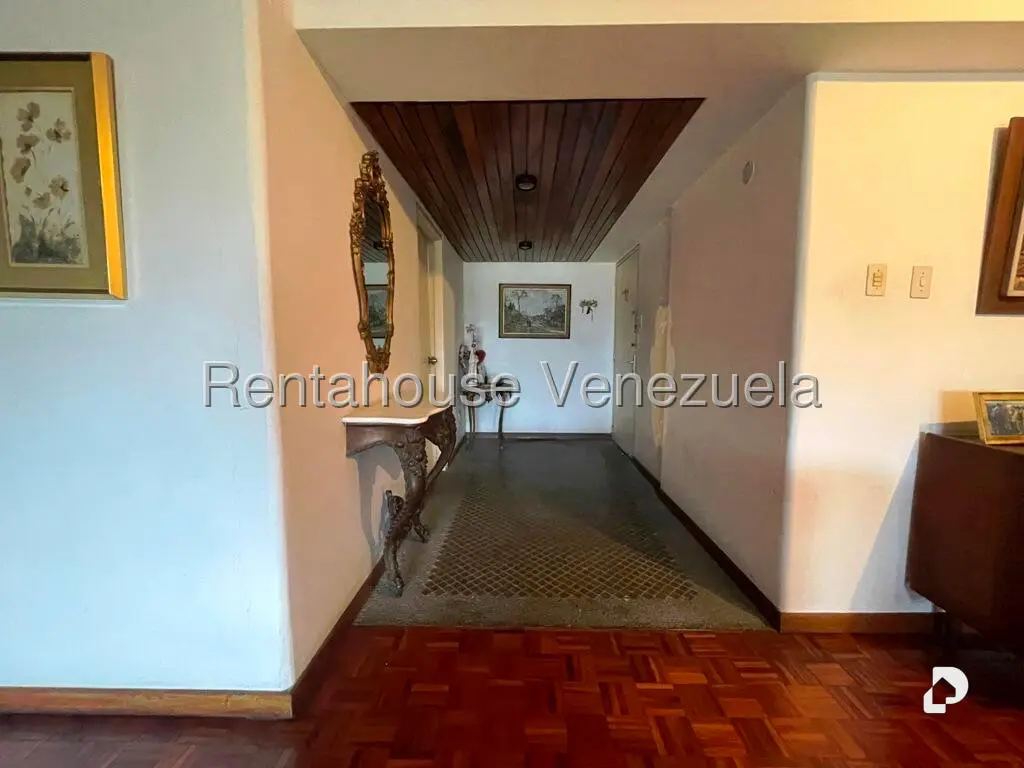 Apartamento en Colinas de La California, Caracas – 2