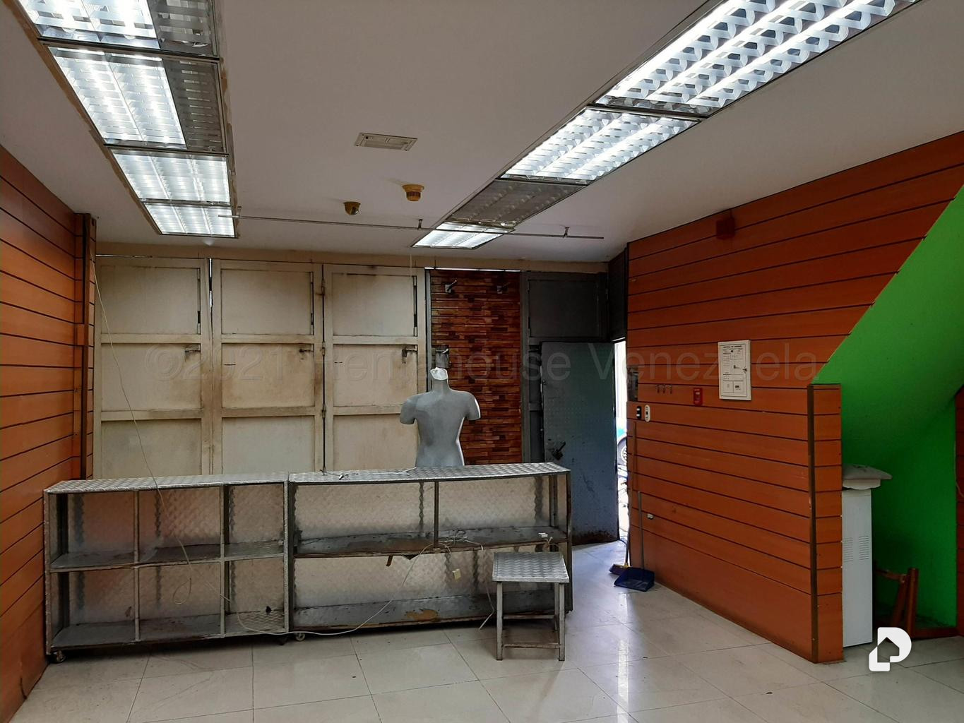 Edificio en Cementerio, Caracas – 10
