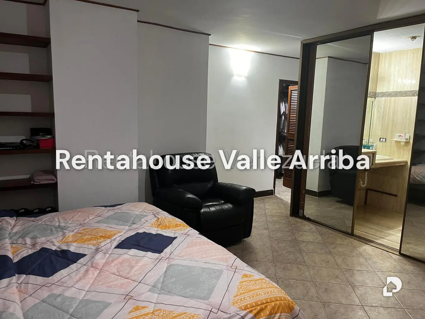 Apartamento en Santa Fe Sur, Caracas – 24