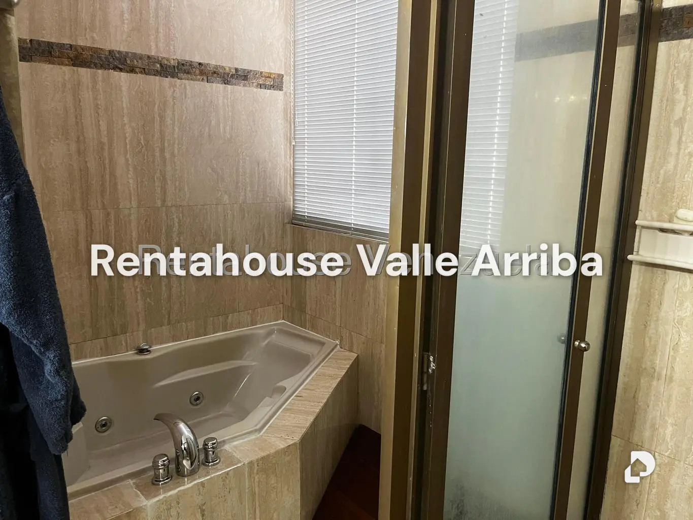Apartamento en Santa Fe Sur, Caracas – 26