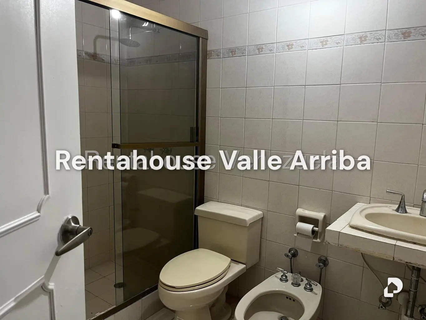 Apartamento en Santa Fe Sur, Caracas – 22