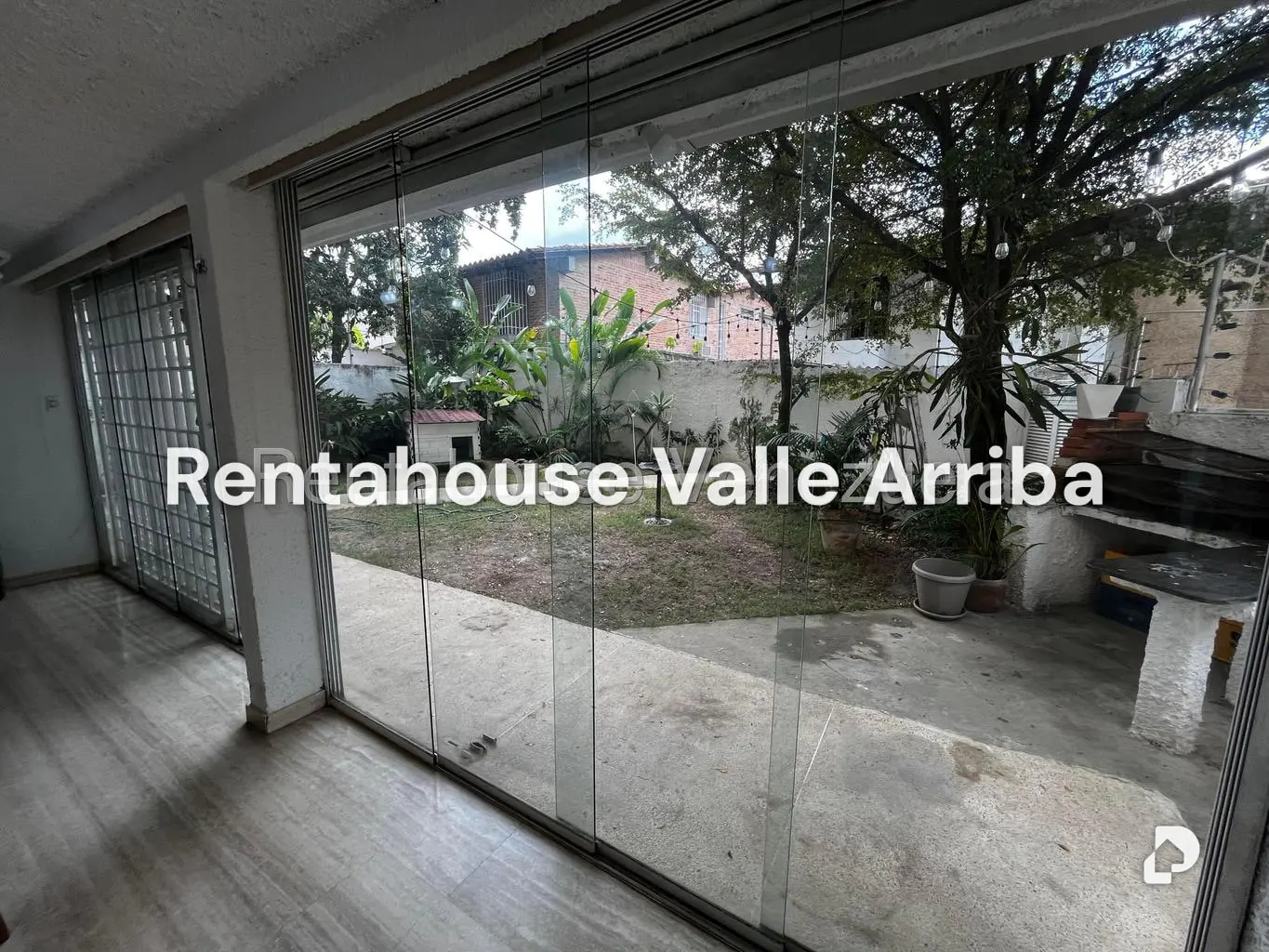 Apartamento en Santa Fe Sur, Caracas – 12